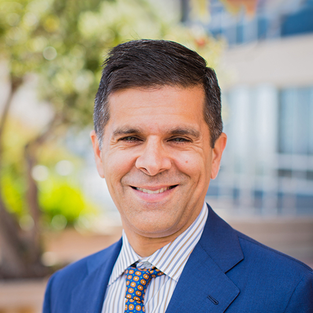 Portrait of Manish Aghi