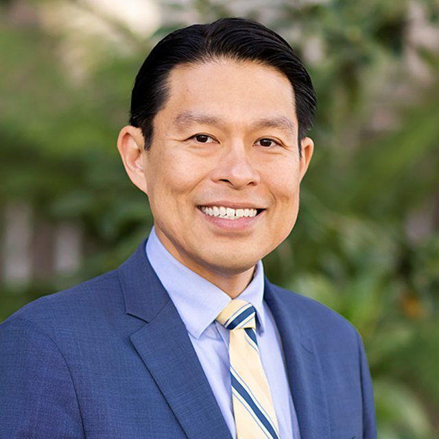 Portrait of Alexander Y. Lin